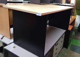 Popular terdapat ulasan foto terbuka $. Ready Stock Meja Office 6 Ft Secondhand Barang Terpakai Iboss