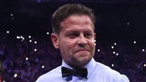 Tyson Fury vs Oleksandr Usyk referee revealed... and he was at centre of  hugely controversial boxing decision