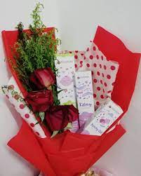 Ibu adalah orang yang mengandung kita selama 9 bulan. Kawan Ada Yang Baru Bersalin Biasa Ibu Bagi Duit Je Tak Tahu Nak Bagi Apa Tapi Sejak Ada Set Baby Spa Ni Bagi Hadiah Ni Je Bes Gifts Gift Wrapping Lotion