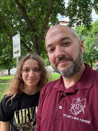 Locally grown garlic for sale in Rogue