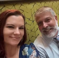 ADORABLE! Teddy, an orphaned kangaroo, learned how to stand up by himself  for the first time. ❤️🦘 https://bit.ly/2si9wq3