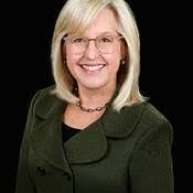 Lori Crenshaw's Instagram, Twitter & Facebook