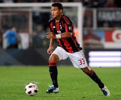 The ac milan defender thiago silva, centre, celebrates his late equaliser in the champions league tie away to barcelona. Thiago Silva Ac Milan 3 Silva 3 Facebook
