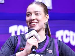 Marta Suarez hits huge NCAA landmark in record TCU win