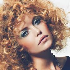 Fashion 70s Disco Studio 54 Hair Ideas For 2019 Disco Hair Disco Makeup 70s Fashion Disco