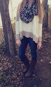 Pretty And It Also Looks Like It Could Double Without The Scarf And Still Looks Modest Great Fall Winter Fashion Outfits Winter Fashion Outfits Fall Outfits