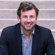 Uniti Fiber's Newton Joins Thompson Holdings Board