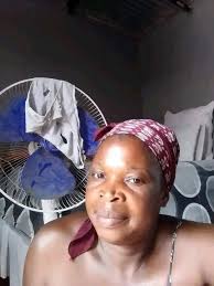 Before posting any English Status, must check the spelling property.. Ok?  😒