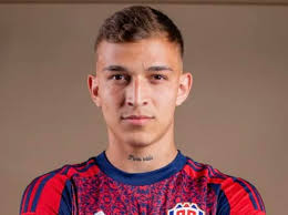 🚨 Kenneth Vargas no estuvo disponible para el juego de esta noche por un  error administrativo confirmó Vivas.