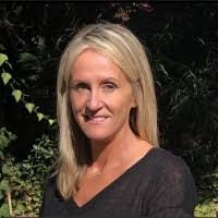 Laura Midgett's Instagram, Twitter & Facebook