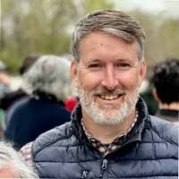 Neil Robb's Instagram, Twitter & Facebook