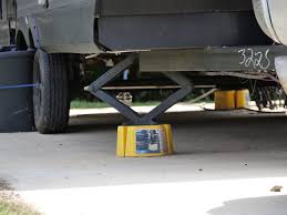 Libra rv camper stabilizer leveling scissor jacks kit 24 5000lbs hd set 4. What Are Rv Stabilizer Jacks Mortons On The Move