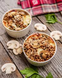 Si sa, i broccoli rappresentano gli ortaggi tipici del periodo invernale. Sformatini Di Farro Funghi E Mozzarella Al Forno Ricette Light Basilico Secco