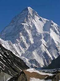 Starting from the village of askole following the trekking route into the basecamp of k2 and the climb of the famous. K2 Wikipedia