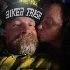 Free moving boxes in Larkin