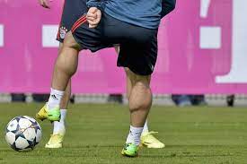 Stoke city midfielder xherdan shaqiri has absolutely massive calves. In Awe At The Size Of Shaqiri S Calves Imgur