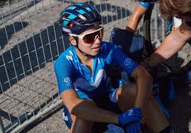 De handtekening zou nog niet gezet zijn, maar volgens een aantal betrouwbare bronnen verdedigt annemiek van vleuten in 2021 en 2022 de kleuren van team movistar. Patino 14th Leads Blues Again Atop Hellish Assisi Slope Movistar Team