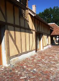 Gratuit, prêt entre 24 à 48 heures ouvrables. Terrasse Realisee En Briques Anciennes De Recuperation Vestiges De France Brique Brique Rouge Terrasse