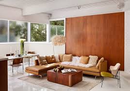 Browse 36 rooms that'll inspire you to jump on the up until the '70s, wood paneling was a popular choice (mostly out of convenience and affordability), but like avocado appliances and orange shag. Warmth And Texture 10 Unique Living Room Wood Accent Walls