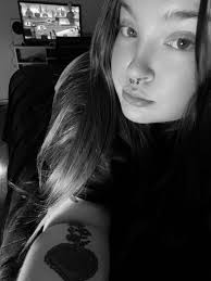 What would you do if you won the lottery but your sister's ear cost most of  the money?