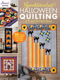 Spooktacular Halloween Quilting In 2020 Halloween Quilts Book Quilt Quilt Pattern Book