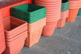 Whether you are looking to add life to your patio, terrace or garden, we have a range of traditional or decorative pots in a range of materials to suit any outdoor space. How To Paint Plastic Plant Pots Ehow Plastic Planters Plastic Plant Pots Painting Plastic