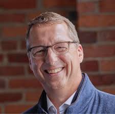 Eric Doden's Instagram, Twitter & Facebook