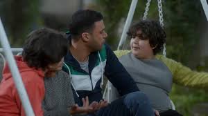 (لمعي القط) عمر مصطفى متولي (الظابط هشام) لقاء الخميسي (سحر المصري) تارا عماد (مفيدة) أحمد فتحي (المعلم مخيون) إدوارد (وليد) محمد أنور (علاء) محمد علي رزق (الظابط سعيد) محمود حافظ (سرور) Ù„Ù…Ø§ ØµØ§Ø­Ø¨Ùƒ Ø§Ù„ØªØ®ÙŠÙ† ÙŠØ·Ù„Ø¨ Ù…Ù†Ùƒ ØªÙ…Ø±Ø¬Ø­Ù‡ ÙƒÙˆÙ…ÙŠØ¯ÙŠØ§ Ù…Ø­Ù…Ø¯ Ø¥Ù…Ø§Ù… Ù…Ø¹ Ø§Ù„Ø£Ø·ÙØ§Ù„ Ù„Ù…Ø¹Ù‰ Ø§Ù„Ù‚Ø· Ø§Ù„Ø¹Ø±Ø§Ù‚ Vlip Lv