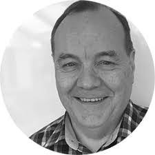 Ian Mullen's Instagram, Twitter & Facebook