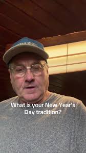 #farmtok #farmlife #usa #newyears @jenaelynn9 @Greg Huls @Treybodirt  @Farmer Bannon @growincorn2020 @Greg Young @Bryan Adams @Brian Douglas  @Brian Mohrfeld @Strickland Bros Farming @Cory @Combine Ryan ...