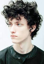 Male Model Kristov Pituk Curly Hair Men Curly Hair Styles Mens Hairstyles
