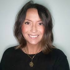 Janel Miller's Instagram, Twitter & Facebook