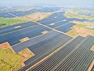 The world's largest 4000 MW solar park will be built on 8 thousand hectares of Poogal, 712 crore units of electricity will be produced annually