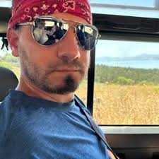 Chris Massaro (@CMassaro723)