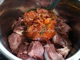 Kemudian tuang bahan tumisan ke atas daging dan kacau rata. Daging Beriani Yang Sangat Sedap A Keeper Recipe Azie Kitchen
