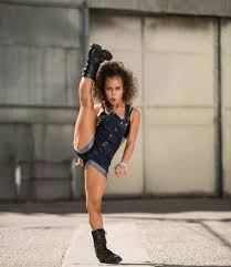 Likewise, she is the daughter of bodybuilder shawn ray and dancer kristie ray. Asia Ray Bio Age Net Worth Height Single Nationality Body Measurement Career