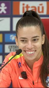 Calma, Fatinha. Você está na Seleção, sim! 😂, A nossa lateral-esquerda  Fátima Dutra (@fatimaadutra) não escondeu a felicidade de defender a  Amarelinha pela primeira vez. 🔰🚂💨, Ela falou sobre a estreia ...