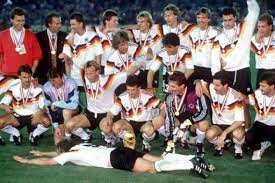 West Germany 1990 Fifa World Cup Italia Football Team Pictures Germany Football World Cup Champions