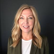 Leadership builds capability, not dependency