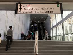Alam station, ktm shah alam stesen route, harga tiket ktm dari kl sentral ke port klang, ktm dari tampin ke kuala lumpur, tiket ktm dari tbs ke kereta volvo terbakar dan meletup di giant shah alam via masmurni.blogspot.com. File Kl Sentral Mrt Linkway 1 Jpg Wikimedia Commons