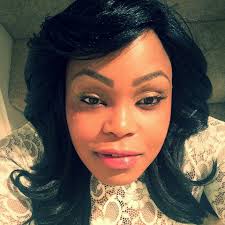 Linda Xavier (@_lndxavier_)