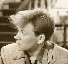 Who is Richard Erdman dating? Richard Erdman girlfriend, wife