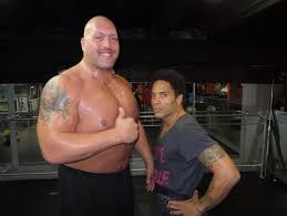 During his schooling, he excelled in various. Wwe Big Show Verletzt Sich Bei House Show Wrestlemania In Gefahr Bravo