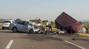 Jul 26, 2021 · accidentul din răcăciuni, județul bacău, de duminică dimineața a făcut șapte victime, în urma coliziunii dintre un autoturism și un microbuz de pasageri. Gw6jzge 44d1mm