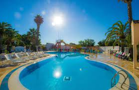 Children are welcomed by the topi mascot within the la maison de topi children's club. Campingplatz Le Neptune In Argeles Sur Mer Pyrenees Orientales Campingfrance Com