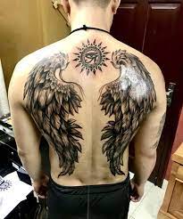 Từng đi bán máu để nuôi thân, trong những ngày đầu làm sinh viên trường sân khấu, cát phượng chưa một lần cảm thấy tủi phận. Hinh XÄƒm Ä'oi Canh Sau LÆ°ng Cho Nam