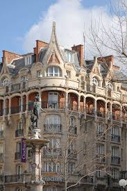 Art Nouveau Occupe Par La Residence Hoteliere Les Citadines 8 Rue De Richelieu Paris Architecte Constant Lemaire 1 Paris Architecture Paris Paris France