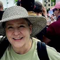 Female housemates in Roswell, Fulton County, GA