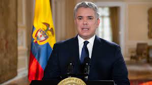 Hay que recordar que este viernes duque ordenó sustituir el texto de la reforma, con una ponencia sustitutiva, no obstante ahora pidió retirar la. Vlblsazpwzazxm