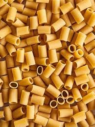 Most experts recommend a heaping tablespoon of salt per gallon of water (or per pound of dry pasta). How To Cook Pasta Properly